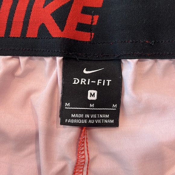 Nike Dri Fit workout shorts - Picture 3 of 3